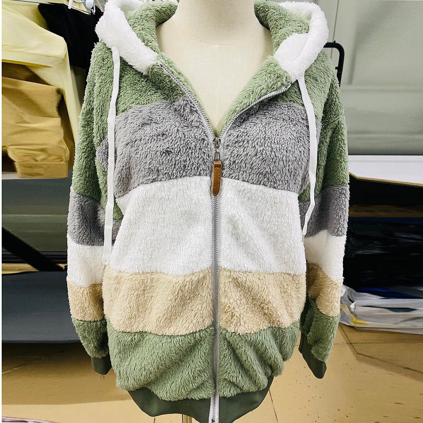 EBXN Chaqueta con Capucha